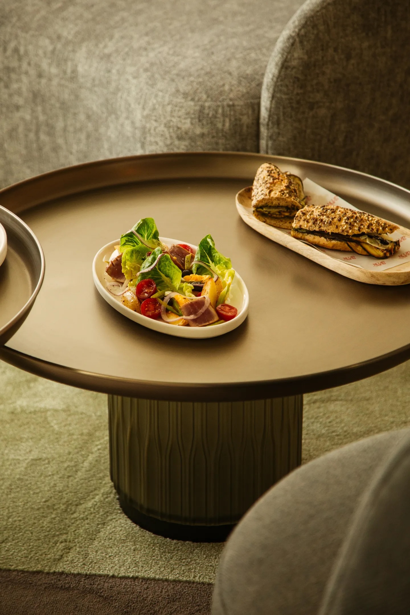 A table with a couple of dishes on it