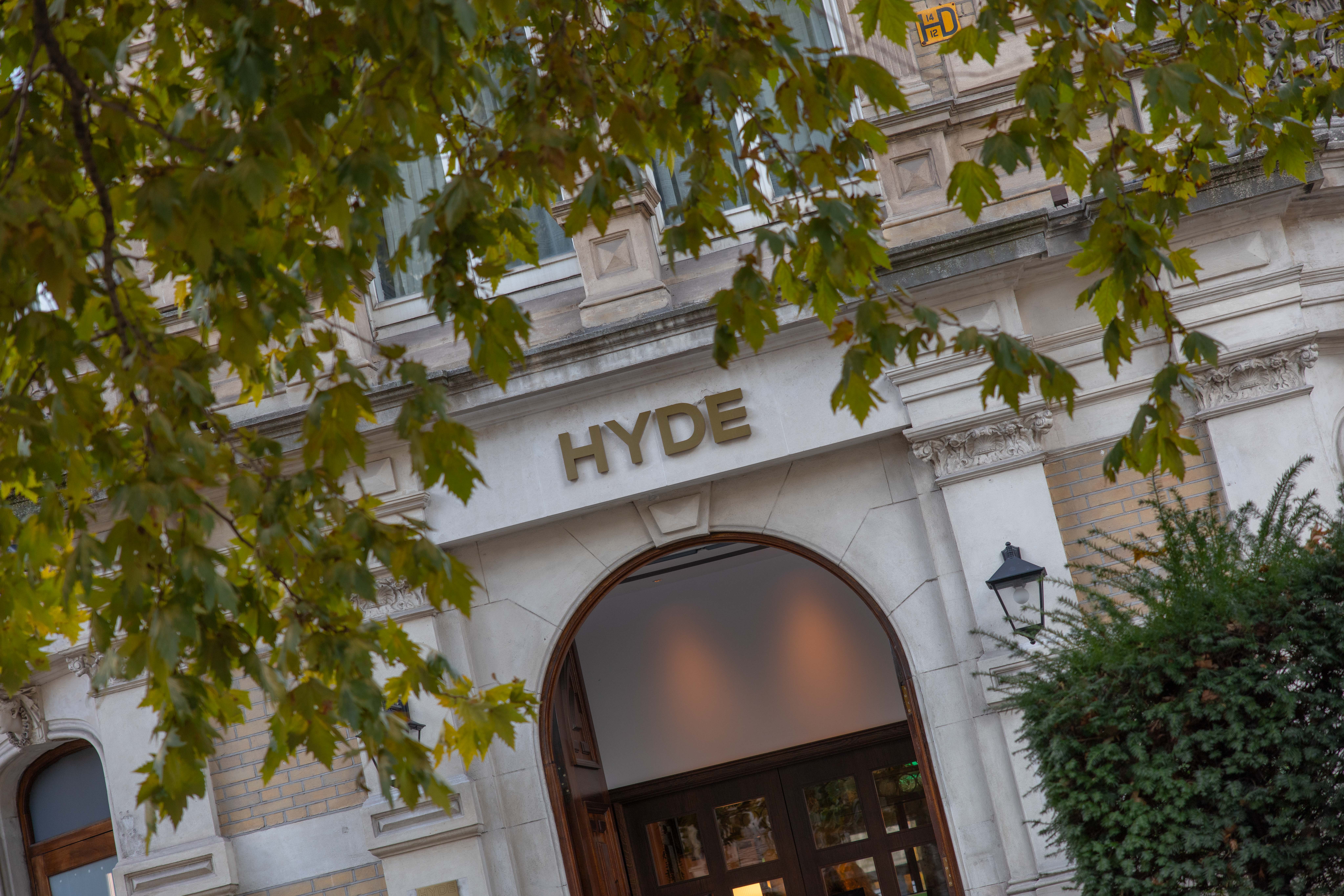Hyde London City Hotel exterior